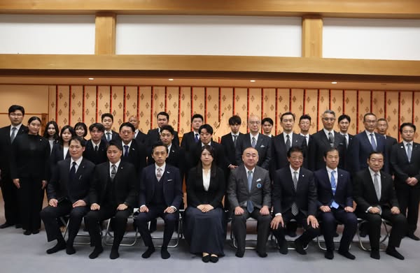 主権回復記念日 靖國神社参拝